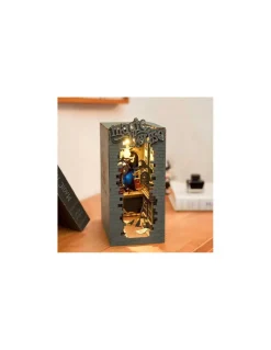 Rolife Maquette Magic House Book Nook - Outlet