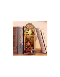 Rolife Maquette Time Travel Book Nook - Outlet