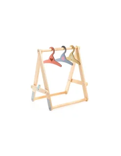Djeco Portant vêtements et 3 cintres Pomea - Discount